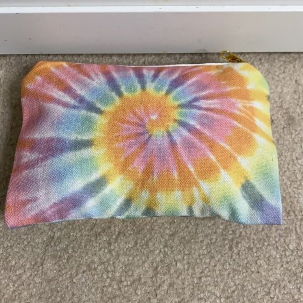 Handmade Tie Dyed Pouch - Picture 2 of 4